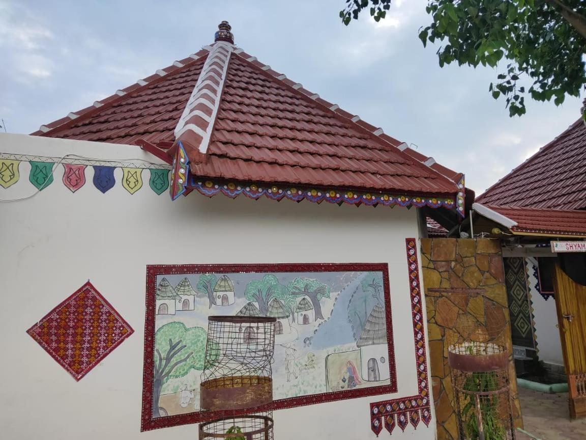 Shyam Home Stay Bhuj Exterior foto